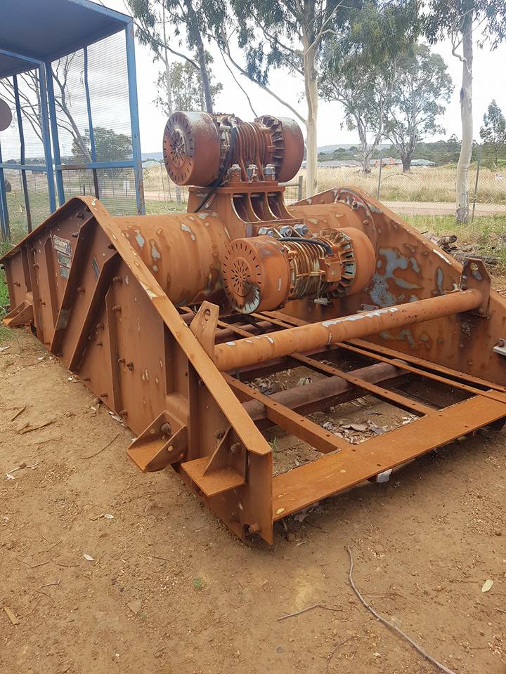 1998 Honert Vibrationtechnic De-Watering Screen